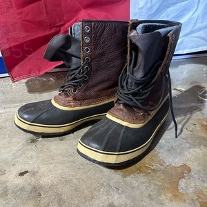 Mens Sorel Duck boots